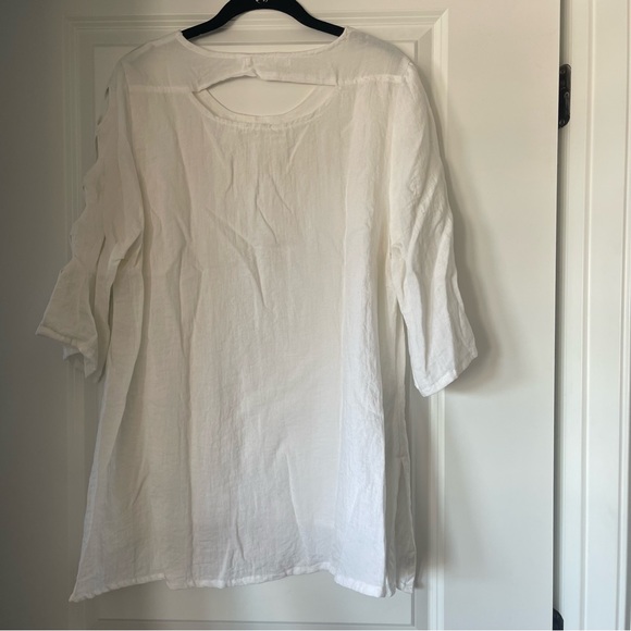 *boutique* LuLu B lightweight cutout white top sharkbite hem size L semi sheer - Picture 6 of 6